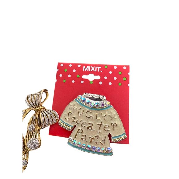 Vintage Christmas Themed Brooch Pin Set Mixit & More - Picture 4 of 9